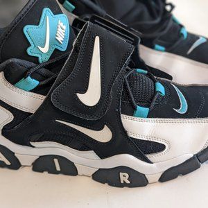 Nike Air Barrage Mid SZ 11